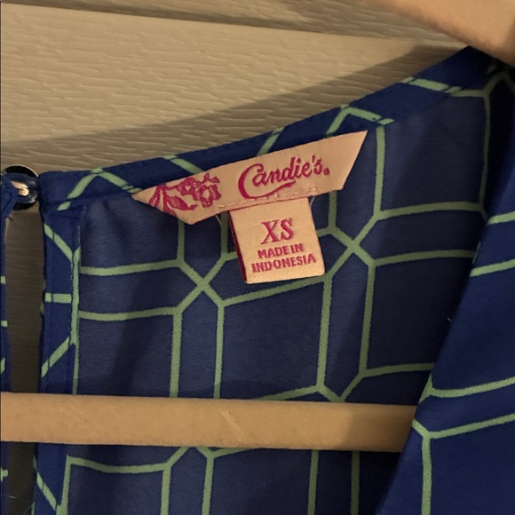 Candie's Blue and Teal Geometric Blouse - Picture 2 of 7